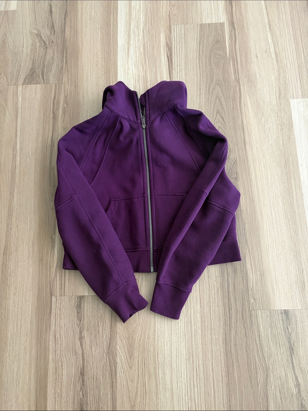 Cropped Full-Zip Hoodie in Deep Purple